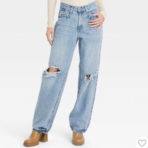 Mid rise 90’s baggy jeans